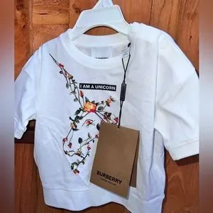 BURBERRY バーバリー Tシャツ半袖 I AM A UNICORNロゴ Burberry - I Am A Unicorn T-Shirt in White Burberry